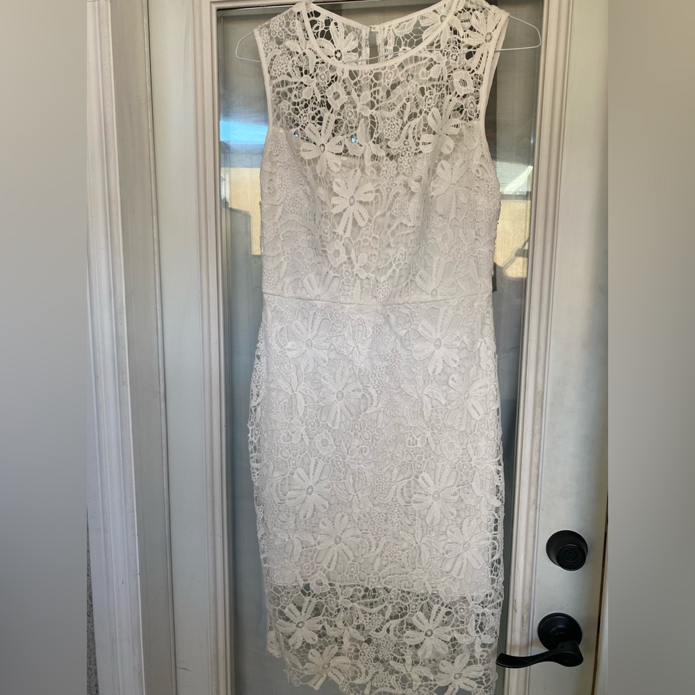 Elegant White Lace Dress